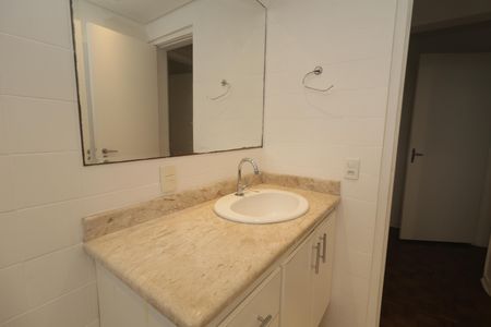 Apartamento para alugar com 92m², 2 quartos e 1 vagaBanheiro Social