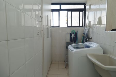 Apartamento para alugar com 92m², 2 quartos e 1 vagaÁrea de Serviço