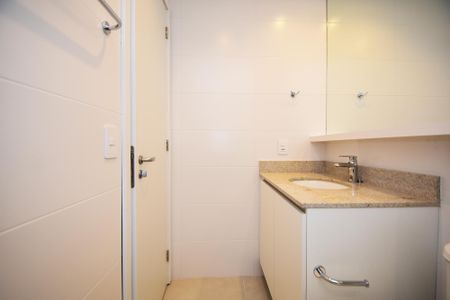 Apartamento para alugar com 59m², 2 quartos e sem vagabanehiro