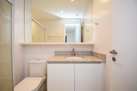 Apartamento para alugar com 59m², 2 quartos e sem vagabanheiro quarto 2