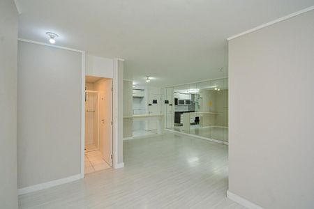 Sala de apartamento para alugar com 2 quartos, 69m² em Cidade Ademar, São Paulo