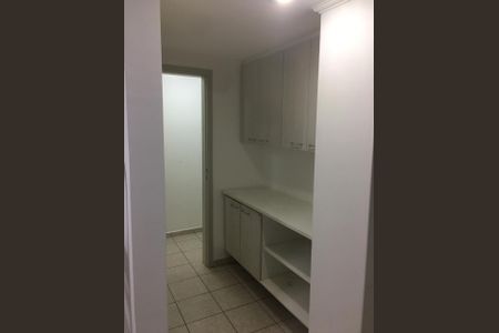 Apartamento à venda com 85m², 3 quartos e 2 vagasCozinha