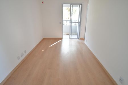 Sala de apartamento para alugar com 2 quartos, 47m² em Fazenda Santa Cândida, Campinas