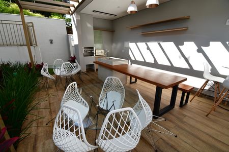 Apartamento para alugar com 47m², 2 quartos e 1 vagaÁrea comum - Churrasqueira