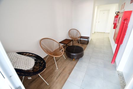 Apartamento para alugar com 47m², 2 quartos e 1 vagaHall social