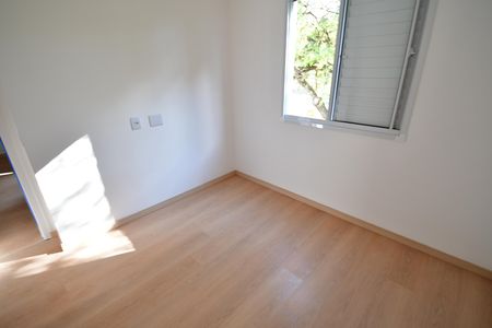 Apartamento para alugar com 47m², 2 quartos e 1 vagaQuarto 2