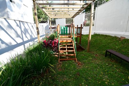 Apartamento para alugar com 47m², 2 quartos e 1 vagaÁrea comum - Playground