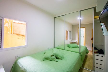 Quarto 3 - Suíte de casa à venda com 4 quartos, 250m² em Santa Maria, Santo André