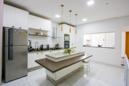 Cozinha de casa à venda com 4 quartos, 250m² em Santa Maria, Santo André