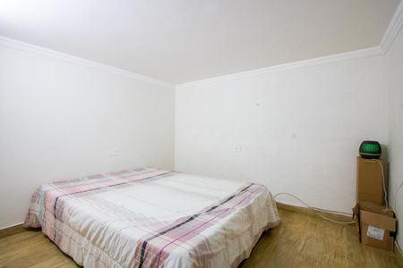 Casa à venda com 250m², 4 quartos e 4 vagasQuarto 2 - Suíte