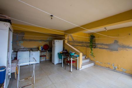 Casa à venda com 250m², 4 quartos e 4 vagasÁrea de serviço/Quintal