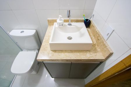 Casa à venda com 250m², 4 quartos e 4 vagasBanheiro do quarto 3
