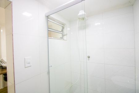 Casa à venda com 250m², 4 quartos e 4 vagasBanheiro do quarto 2