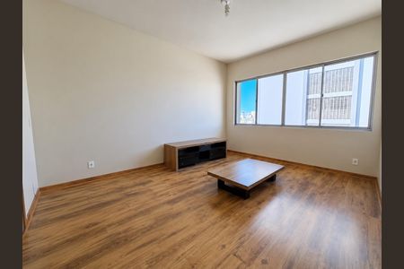 Apartamento para alugar com 46m², 1 quarto e sem vaga Apartamento para alugar com 46m², 1 quarto e sem vagaSala