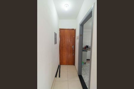 Apartamento à venda com 81m², 2 quartos e 1 vaga Apartamento à venda com 81m², 2 quartos e 1 vagaHall do apartamento