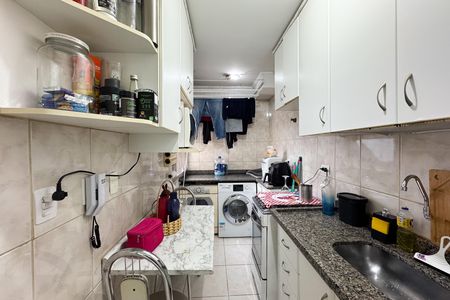 Cozinha  de apartamento à venda com 2 quartos, 54m² em Taboão, São Bernardo do Campo