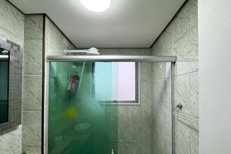 Banheiro Social de apartamento à venda com 2 quartos, 54m² em Taboão, São Bernardo do Campo