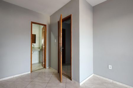 Casa de condomínio para alugar com 247m², 4 quartos e 2 vagas Casa de condomínio para alugar com 247m², 4 quartos e 2 vagasQuarto 2 - Suíte