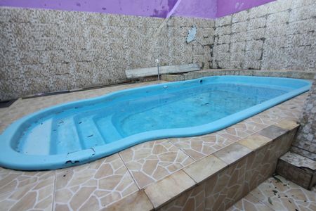 Casa de condomínio para alugar com 247m², 4 quartos e 2 vagas Casa de condomínio para alugar com 247m², 4 quartos e 2 vagasPiscina