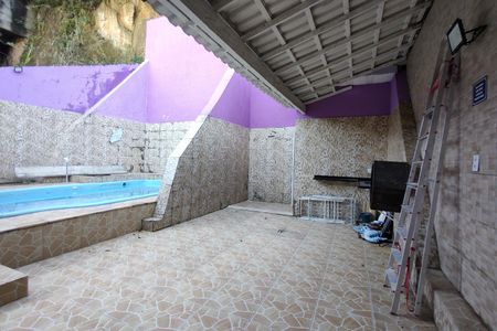 Casa de condomínio para alugar com 247m², 4 quartos e 2 vagas Casa de condomínio para alugar com 247m², 4 quartos e 2 vagasPiscina