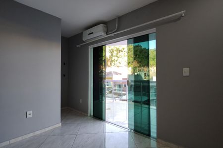 Casa de condomínio para alugar com 247m², 4 quartos e 2 vagas Casa de condomínio para alugar com 247m², 4 quartos e 2 vagasQuarto 4