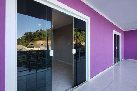 Casa de condomínio para alugar com 247m², 4 quartos e 2 vagas Casa de condomínio para alugar com 247m², 4 quartos e 2 vagasVaranda