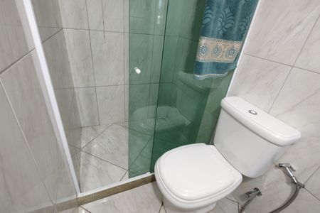 Casa de condomínio para alugar com 247m², 4 quartos e 2 vagas Casa de condomínio para alugar com 247m², 4 quartos e 2 vagasBanheiro Social