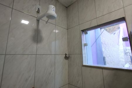 Casa de condomínio para alugar com 247m², 4 quartos e 2 vagas Casa de condomínio para alugar com 247m², 4 quartos e 2 vagasBanheiro da Suíte