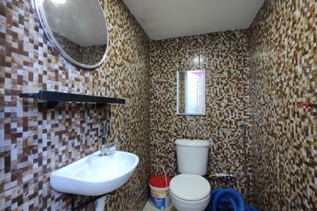 Casa de condomínio para alugar com 247m², 4 quartos e 2 vagas Casa de condomínio para alugar com 247m², 4 quartos e 2 vagasLavabo