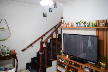 Sala de casa à venda com 3 quartos, 128m² em Vila Carrão, São Paulo