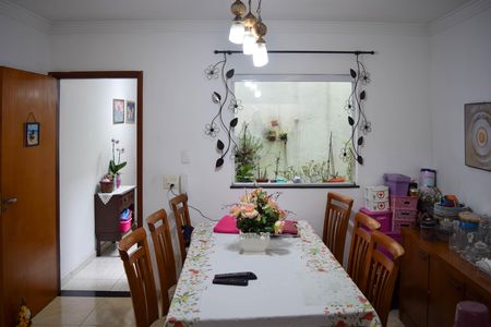 Casa para alugar com 160m², 3 quartos e 2 vagas Casa para alugar com 160m², 3 quartos e 2 vagasCozinha