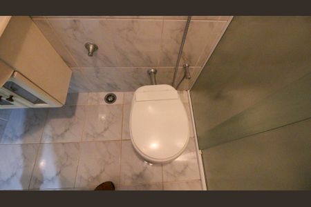 Casa de condomínio para alugar com 140m², 4 quartos e 2 vagasBanheiro da Suíte 1
