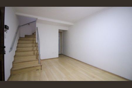 Sala de casa de condomínio para alugar com 4 quartos, 140m² em Vila Independencia, São Paulo