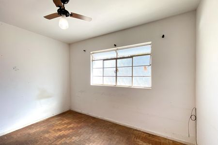 Casa à venda com 300m², 2 quartos e 2 vagasQuarto 1