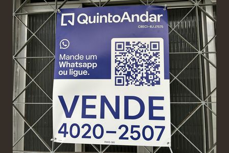Casa à venda com 230m², 3 quartos e 2 vagasRWIE-385