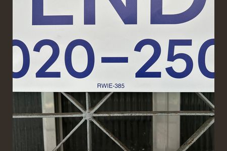 Casa à venda com 230m², 3 quartos e 2 vagasCódigo