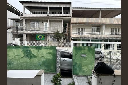 Vista de casa à venda com 3 quartos, 230m² em Inhaúma, Rio de Janeiro