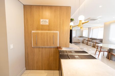 Studio à venda com 27m², 1 quarto e sem vagaÁrea comum - Salão de festas