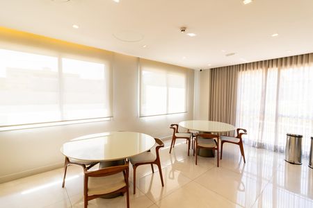 Studio à venda com 27m², 1 quarto e sem vagaÁrea comum - Salão de festas