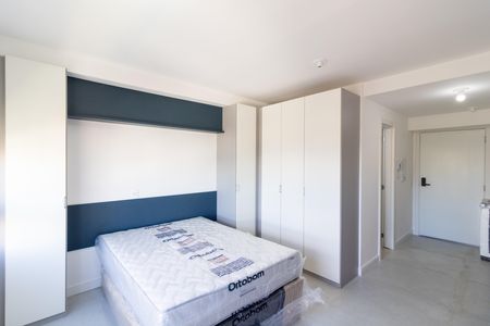 Studio à venda com 27m², 1 quarto e sem vagaSala/Quarto