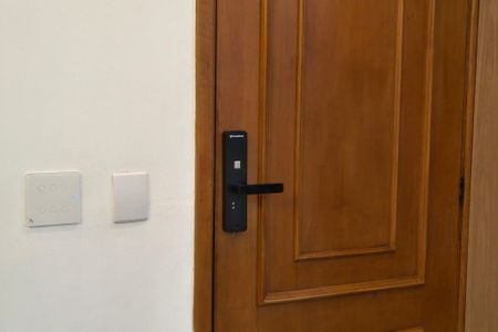 Apartamento para alugar com 90m², 2 quartos e 2 vagas Apartamento para alugar com 90m², 2 quartos e 2 vagasFechadura eletrônica