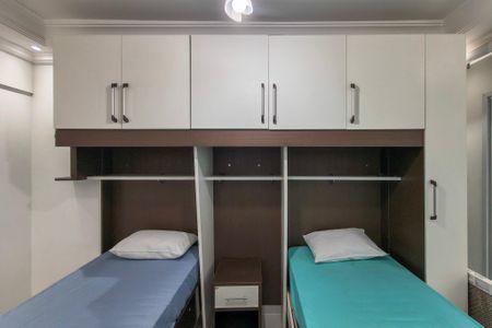 Apartamento para alugar com 90m², 2 quartos e 2 vagas Apartamento para alugar com 90m², 2 quartos e 2 vagasQuarto