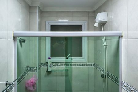 Banheiro  social de apartamento para alugar com 2 quartos, 90m² em Aviação, Praia Grande