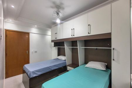 Apartamento para alugar com 90m², 2 quartos e 2 vagas Apartamento para alugar com 90m², 2 quartos e 2 vagasQuarto