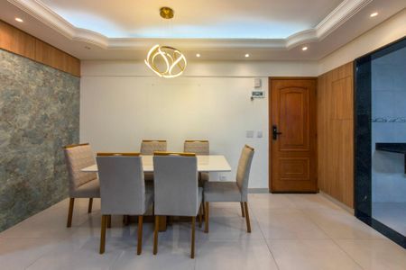 Apartamento para alugar com 90m², 2 quartos e 2 vagas Apartamento para alugar com 90m², 2 quartos e 2 vagasSala