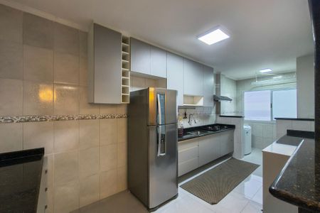 Apartamento para alugar com 90m², 2 quartos e 2 vagas Apartamento para alugar com 90m², 2 quartos e 2 vagasCozinha