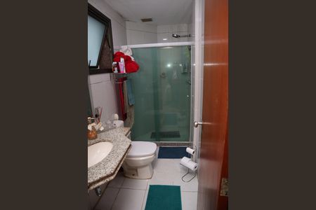 Apartamento à venda com 80m², 2 quartos e 2 vagasBANHEIRO 1