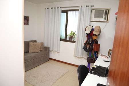 Apartamento à venda com 80m², 2 quartos e 2 vagasQUARTO 2
