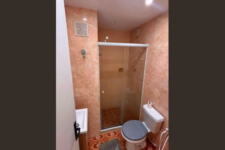Apartamento para alugar com 65m², 2 quartos e sem vagaBanheiro