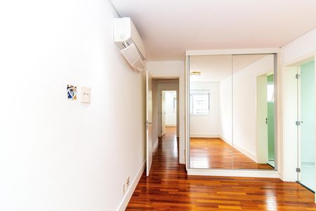 Apartamento para alugar com 223m², 4 quartos e 2 vagasSuíte 3